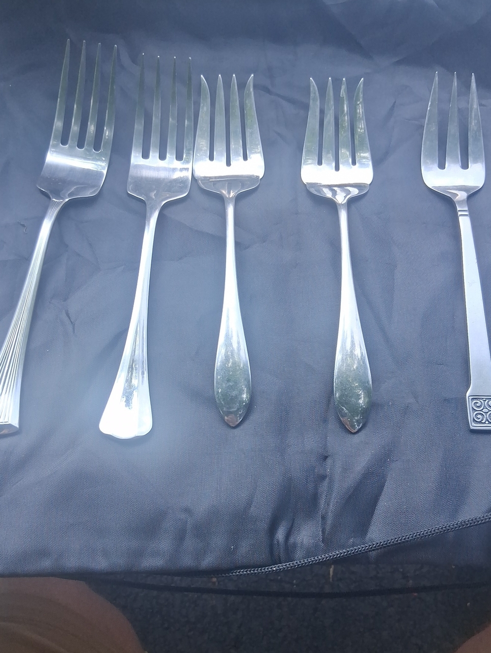 Stainless Steel Dining Forks - Silver Finish 5 Pieces